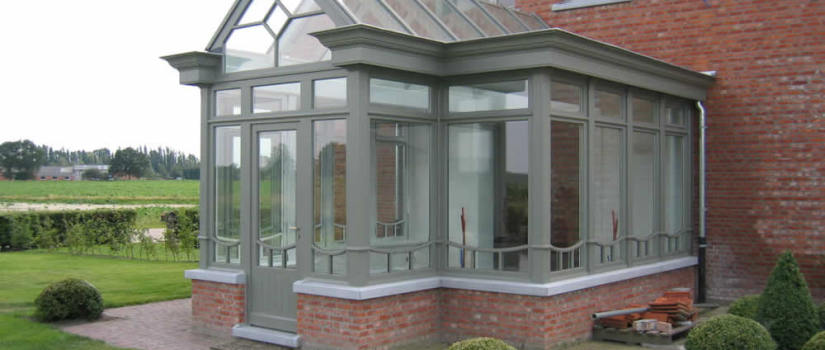 Vergunning nodig voor veranda? houten-veranda-glas-1